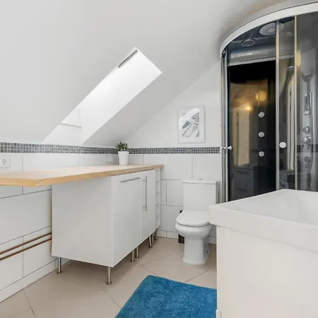 Alexandre Apartment *