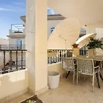 Alexandre Apartment *